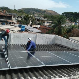 INSTALAÇÃO SR. CESAR SERRA (NOVA IGUAÇU)  SISTEMA 3,8 KWP